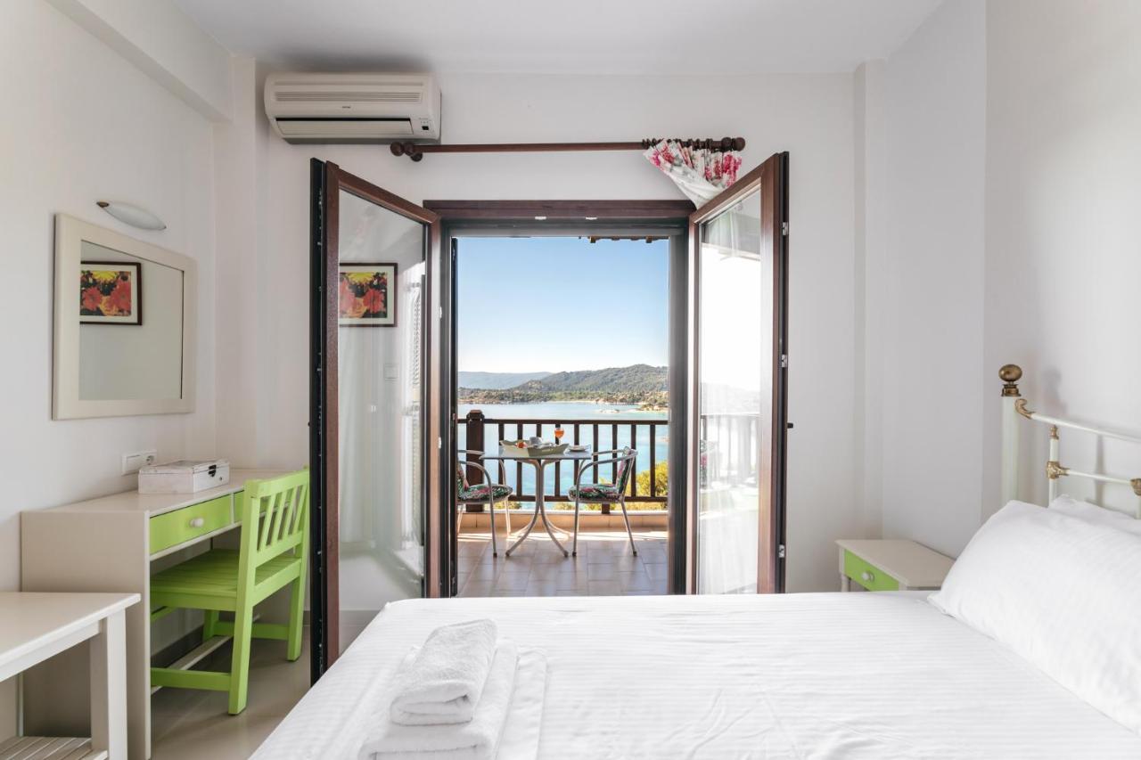 Theoxenia Apartments Órmos Panajías Eksteriør bilde
