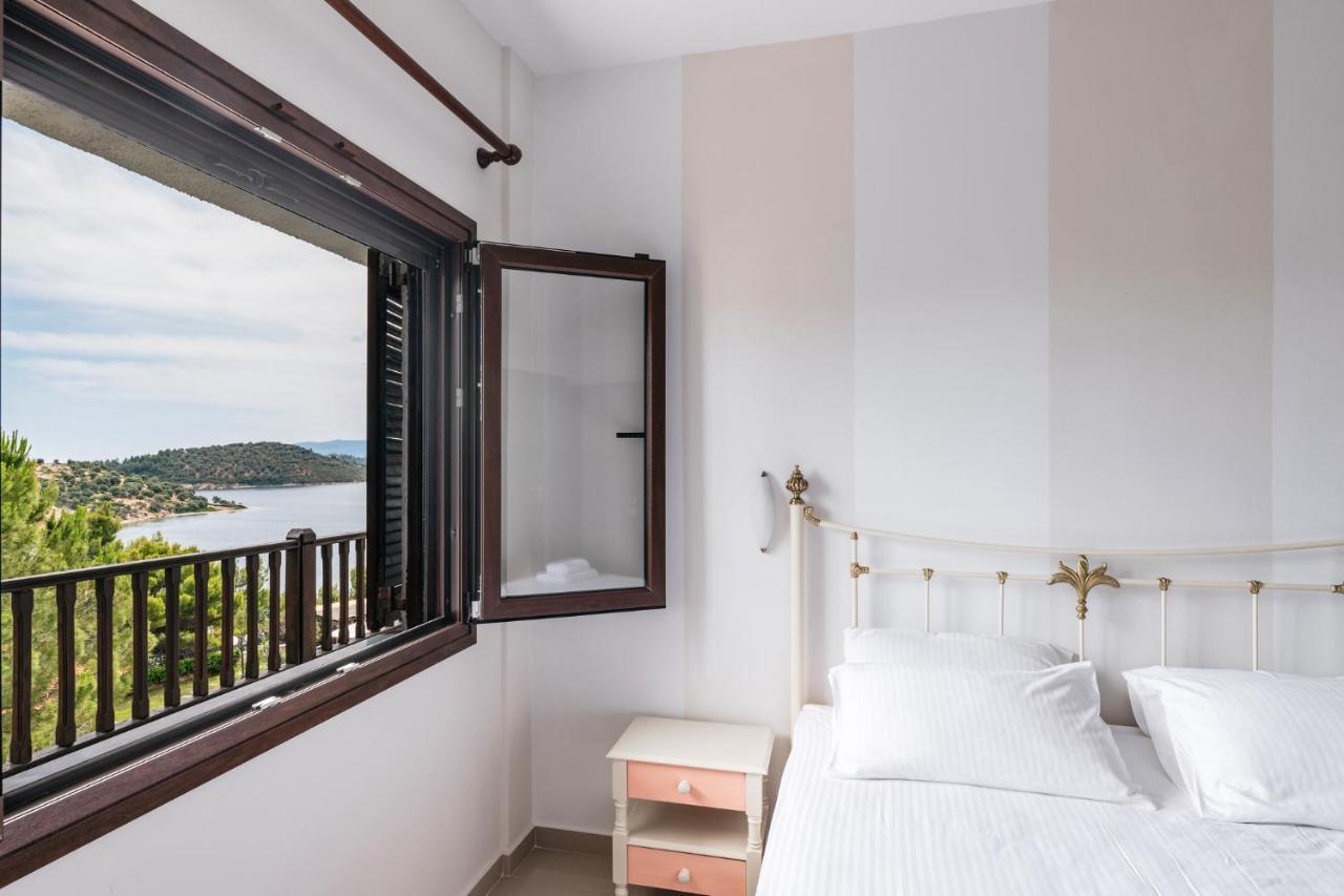 Theoxenia Apartments Órmos Panajías Eksteriør bilde