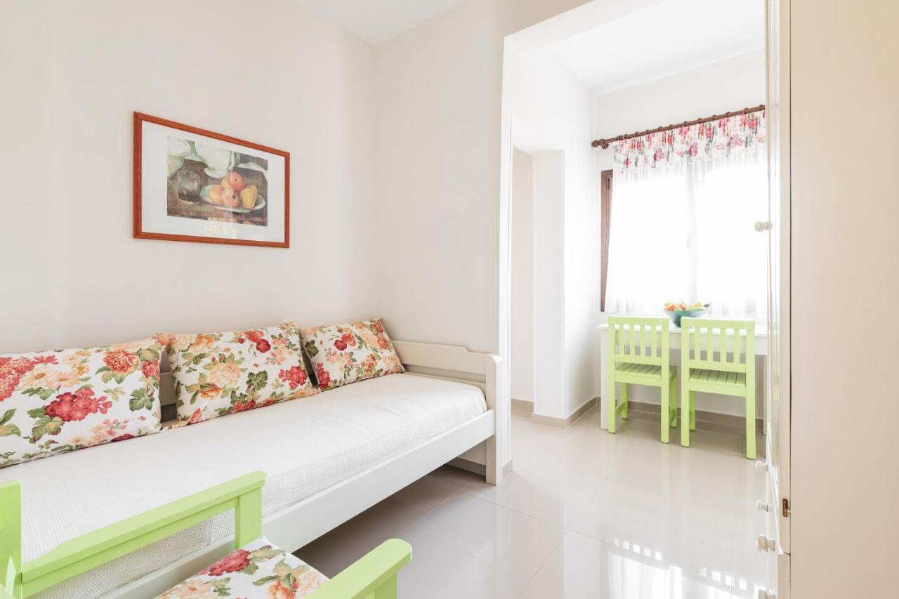 Theoxenia Apartments Órmos Panajías Eksteriør bilde
